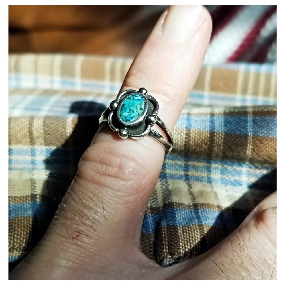 VTG. TURQUOISE/ STERLING SILVER RING- SIZE     5 or 15.8mm